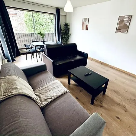 Felix Faure Apartment *
